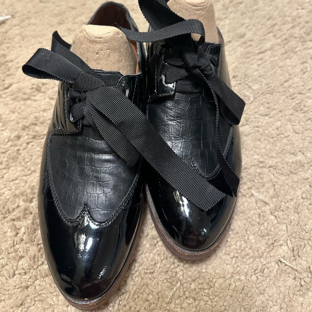 Stylish Loafers - Size 36.5 - Good Condition & Comfortable! 👞